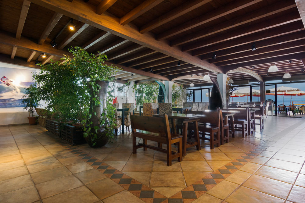 Hotel Maluentu Putzu Idu Exterior foto
